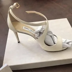 パンプス JIMMY CHOO EMILY85 KID LEATHER PUMPS MILK Emily 85 |Milk Kid Leather Sandals | JIMMY CHOO